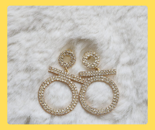 Fashion & Accessories - Circle Earrings