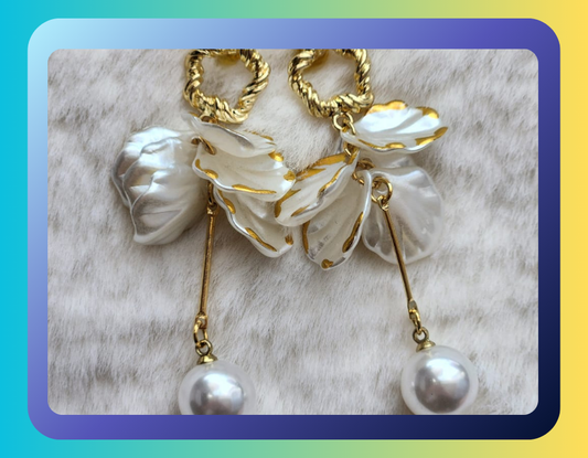 Fashion & Accessories - Pearl Shell Dangling Earrings